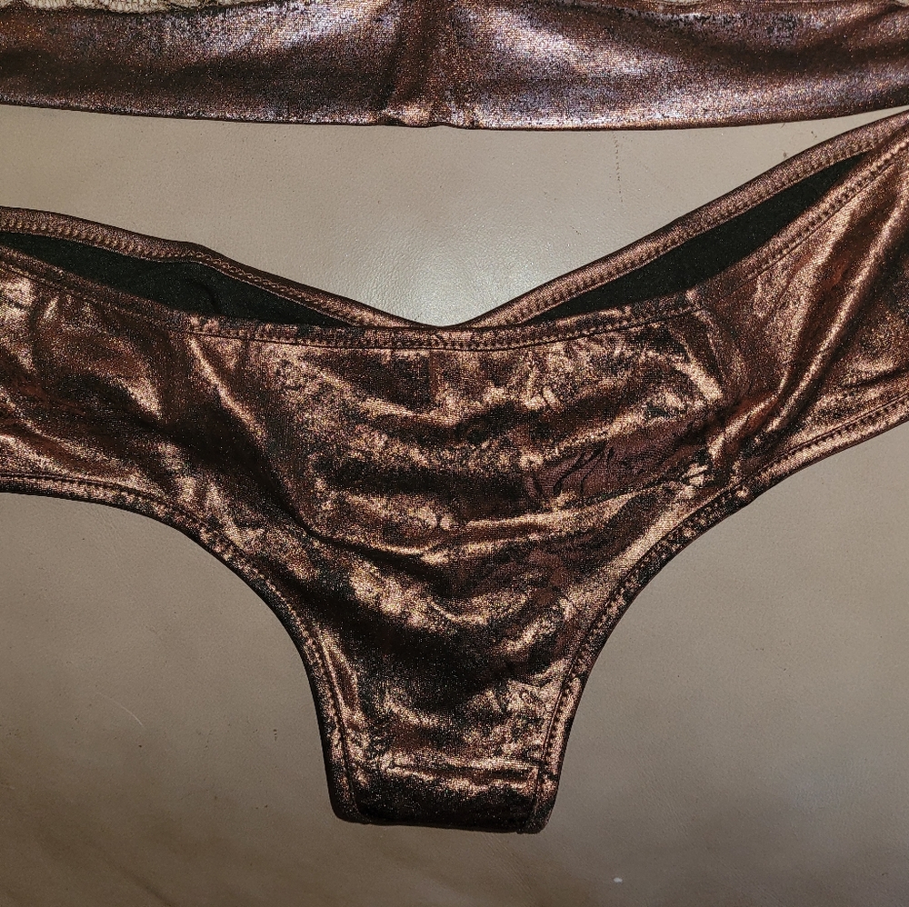 Damaged Brown Triangle Top Scoop Bottom Bikini - Picture 8 of 8